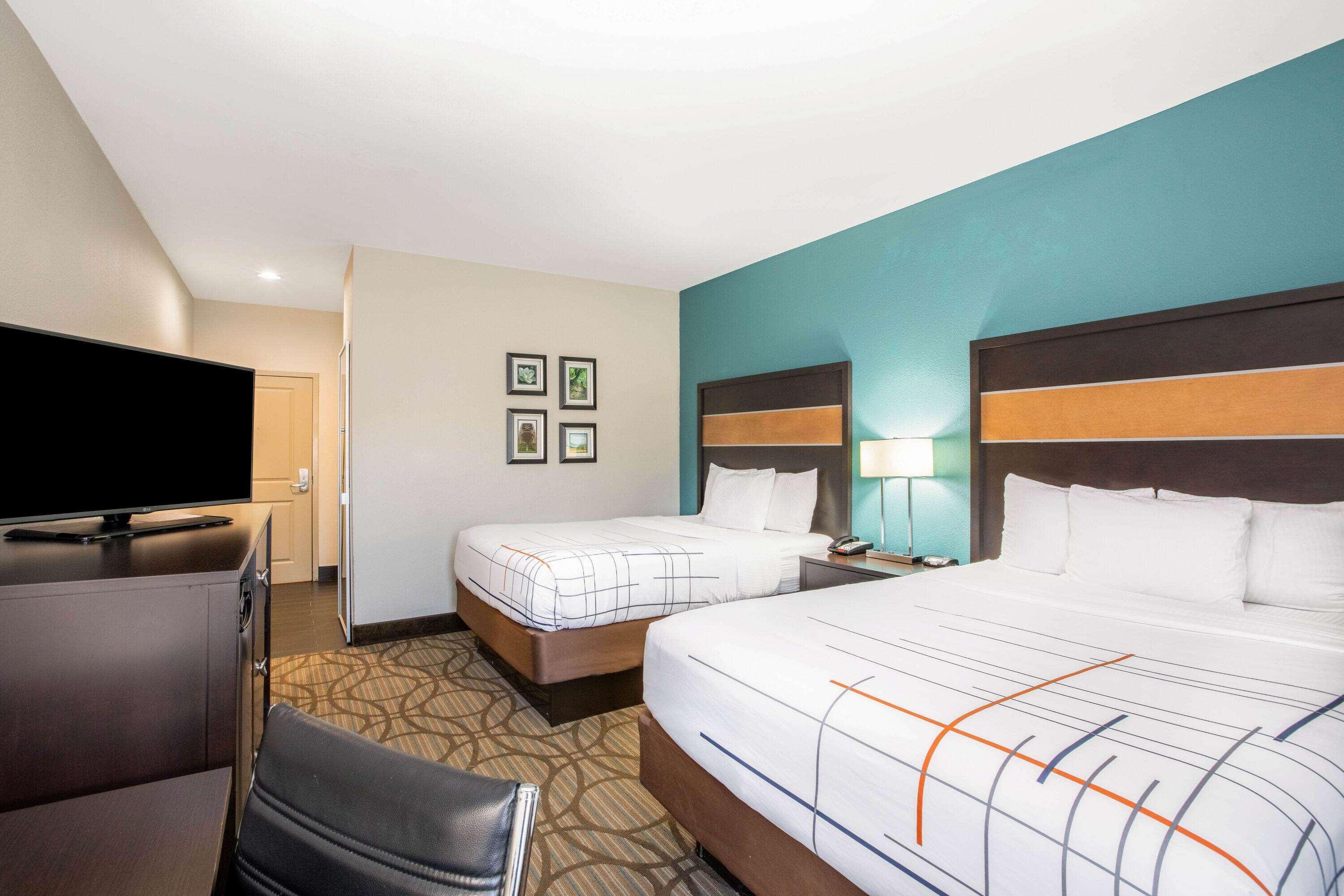 Hotel Spark By Hilton West 3*