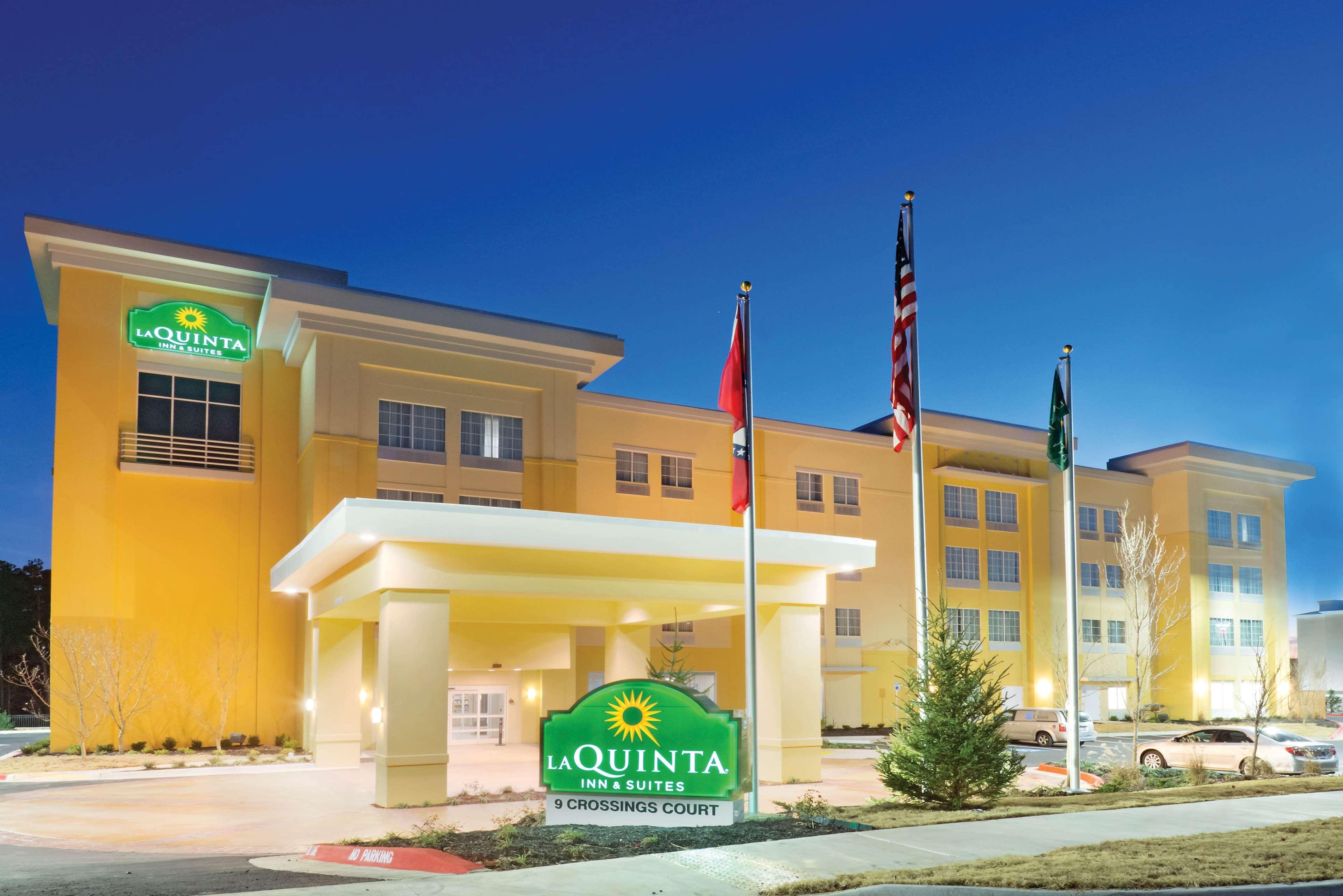 Spark By Hilton West Hotel