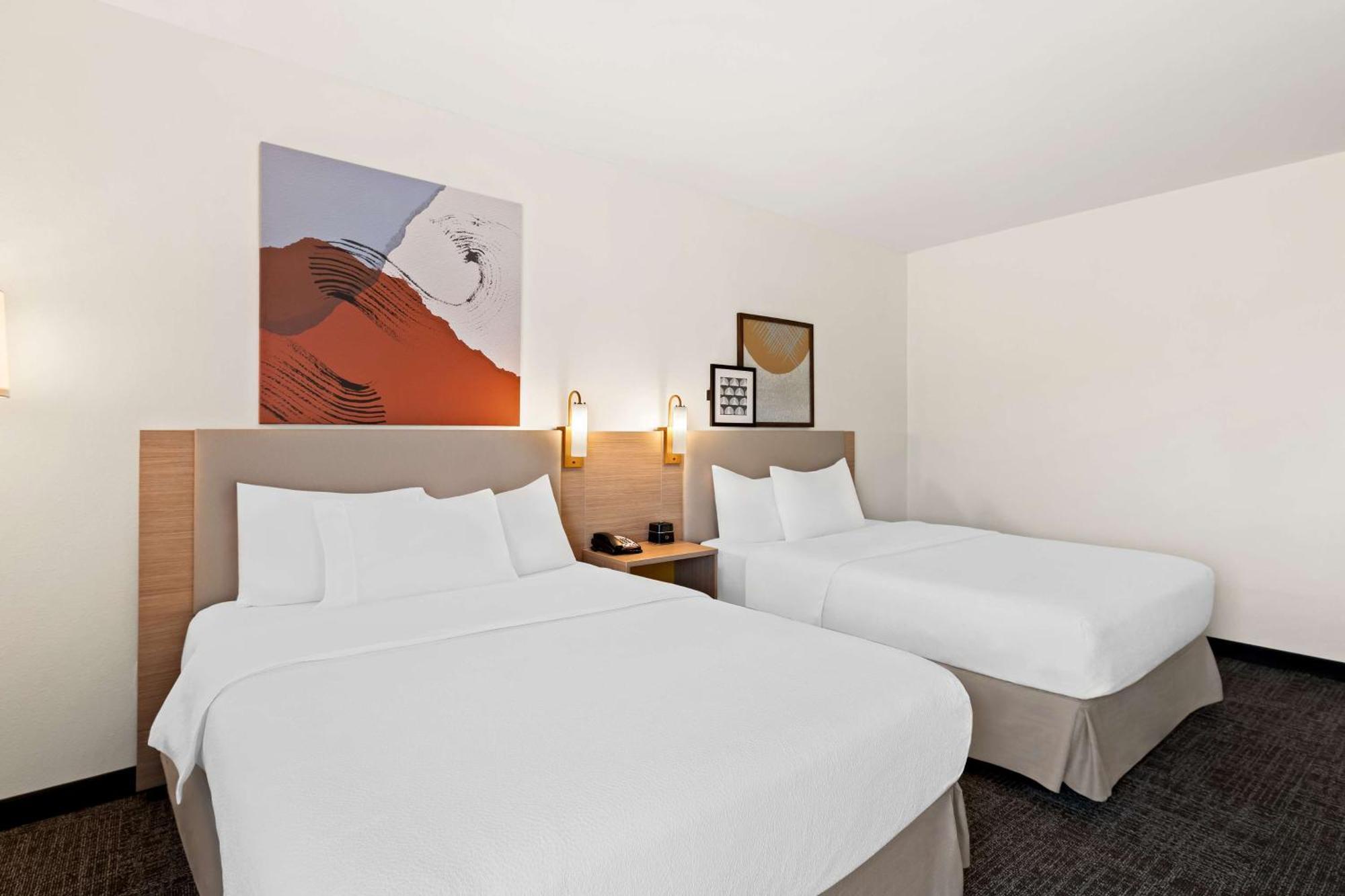 Spark By Hilton West Hotel 3*