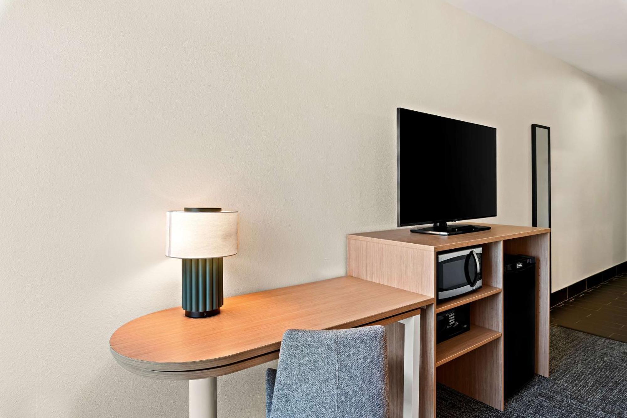Hotel Spark By Hilton West 3*