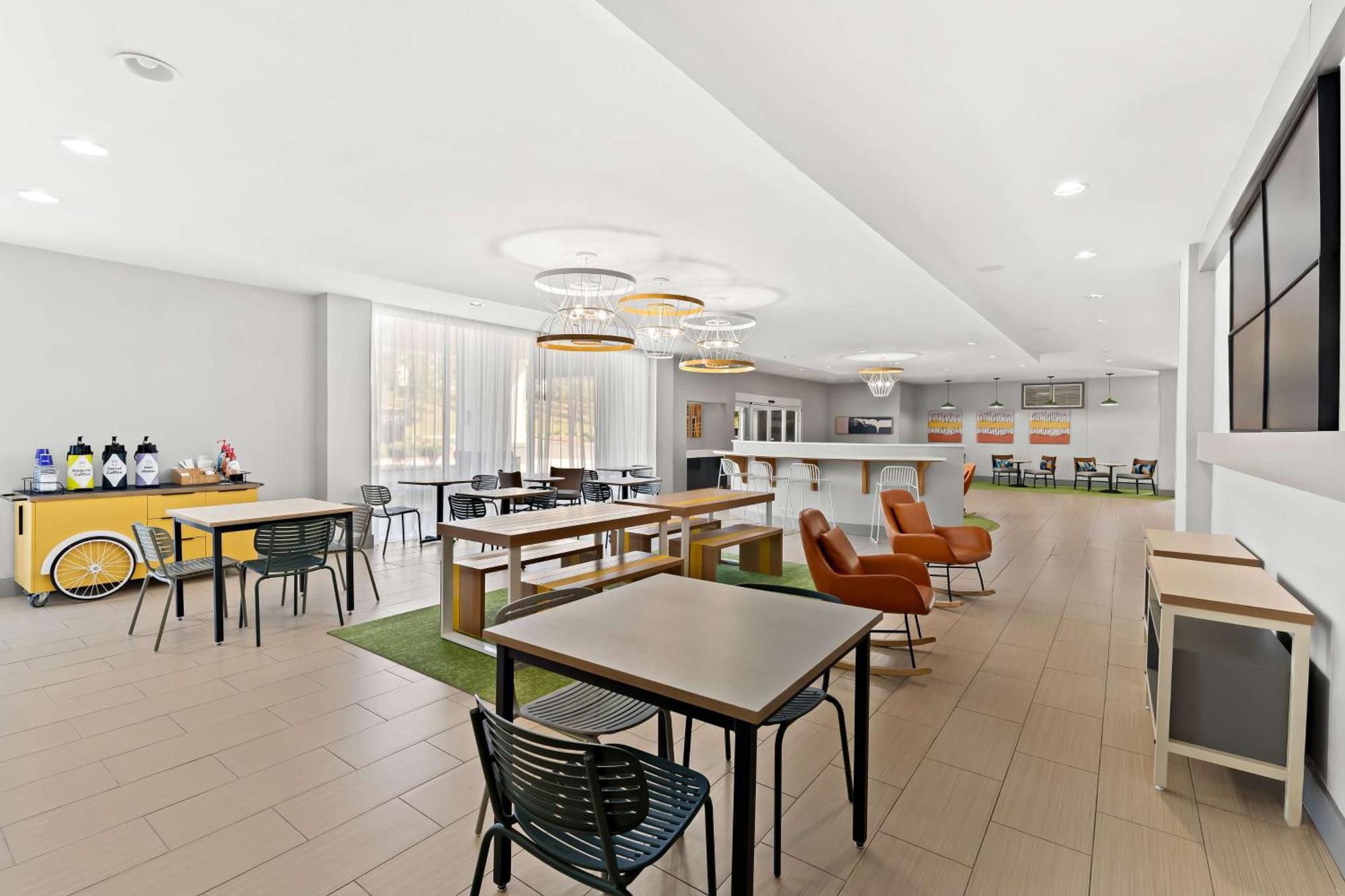 Hotel Spark By Hilton West Little Rock